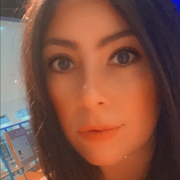 Meet your Posher, Bianca - Picture 5 of 5